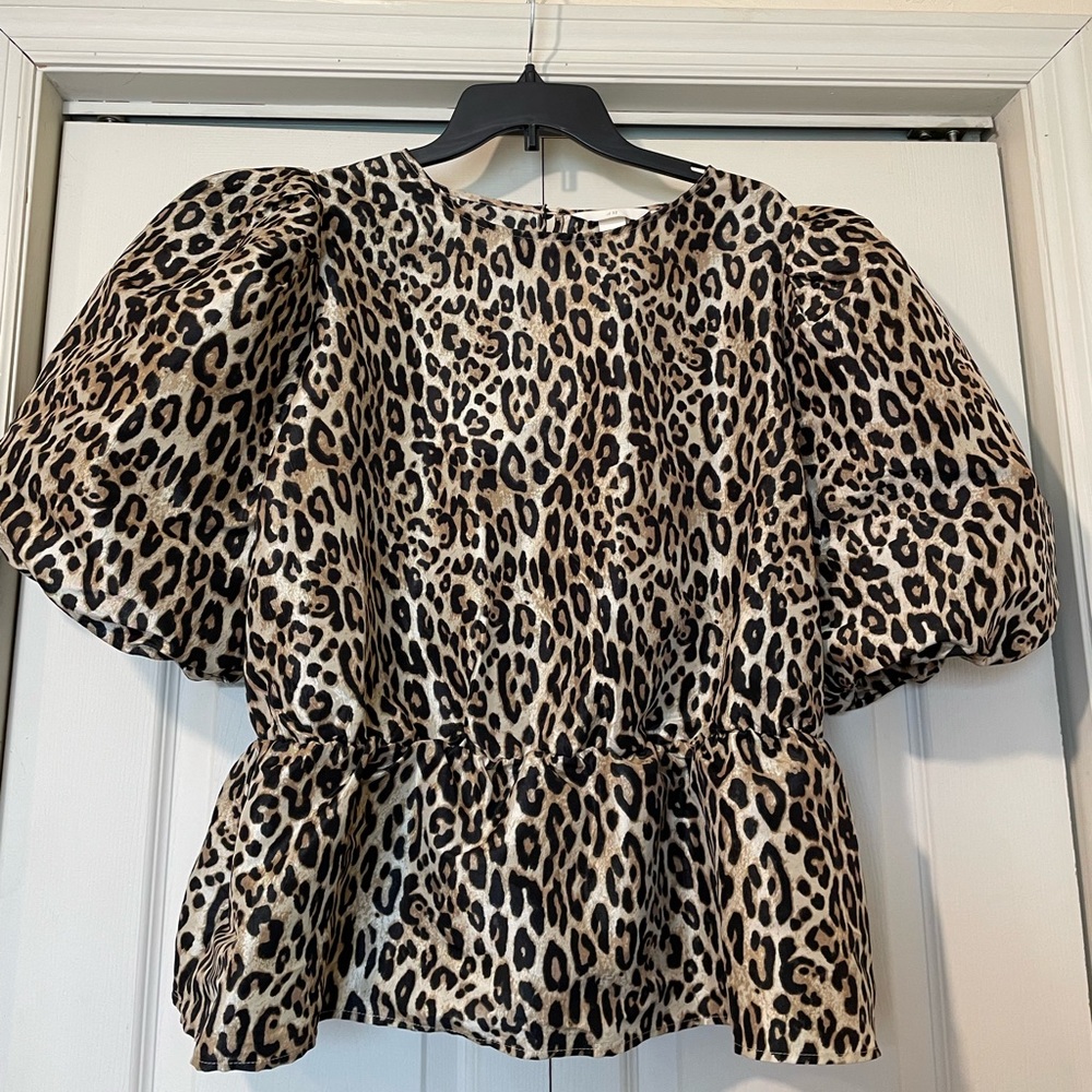 H&M Leopard Black/Brown  Puff Sleeves  Peplum Top Size XL